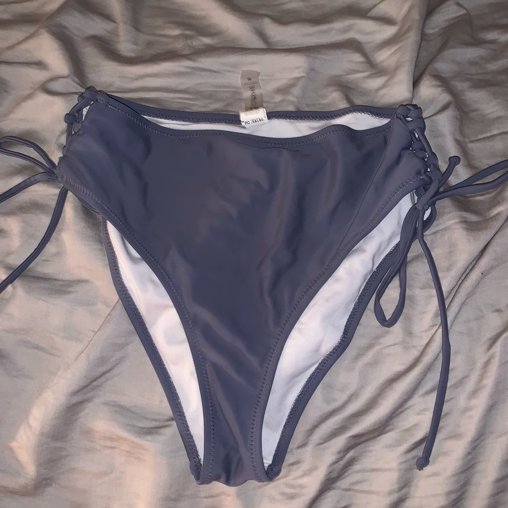HIGH WAISTED BOTTOMS